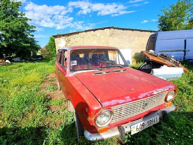 Красный ВАЗ 2102, объемом двигателя 1.2 л и пробегом 150 тыс. км за 400 $, фото 1 на Automoto.ua