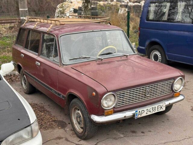 Красный ВАЗ 2102, объемом двигателя 1.6 л и пробегом 250 тыс. км за 355 $, фото 1 на Automoto.ua