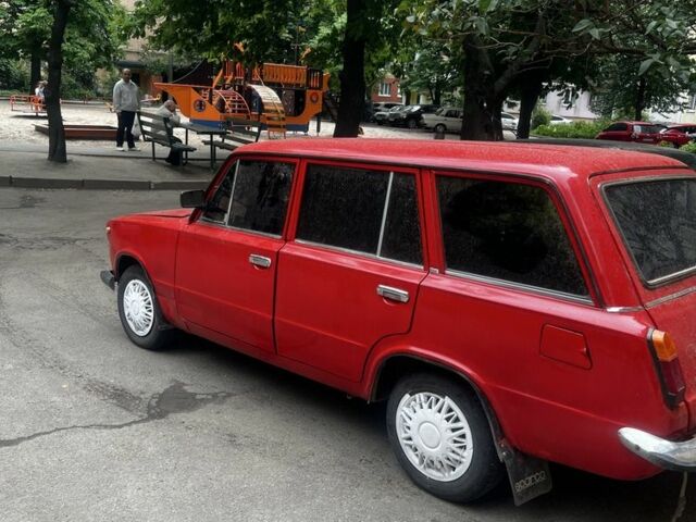 Красный ВАЗ 2102, объемом двигателя 1.2 л и пробегом 88 тыс. км за 532 $, фото 1 на Automoto.ua