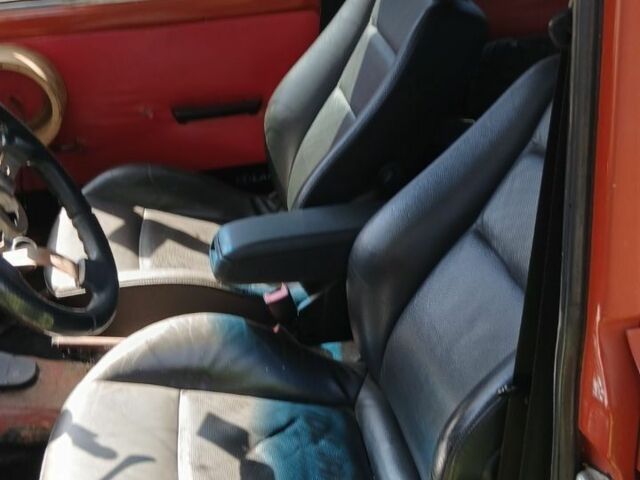 Красный ВАЗ 2102, объемом двигателя 1.5 л и пробегом 200 тыс. км за 1500 $, фото 1 на Automoto.ua