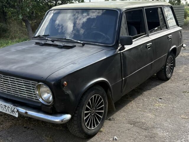 Жовтий ВАЗ 2102, об'ємом двигуна 1.5 л та пробігом 100 тис. км за 500 $, фото 1 на Automoto.ua