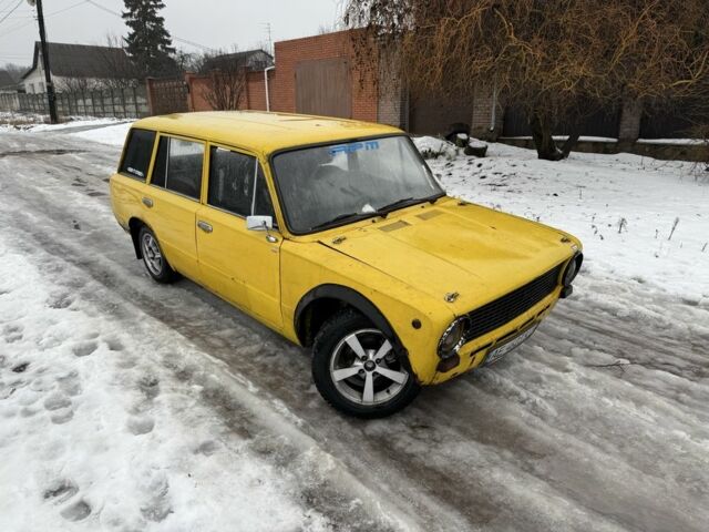 Жовтий ВАЗ 2102, об'ємом двигуна 1.2 л та пробігом 240 тис. км за 1100 $, фото 1 на Automoto.ua