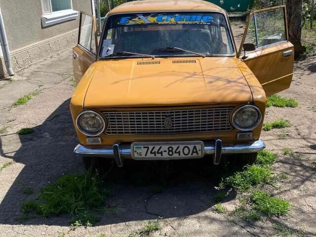 Жовтий ВАЗ 2102, об'ємом двигуна 1.3 л та пробігом 83 тис. км за 1500 $, фото 1 на Automoto.ua