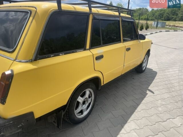 Желтый ВАЗ 2102, объемом двигателя 1.2 л и пробегом 100 тыс. км за 905 $, фото 1 на Automoto.ua
