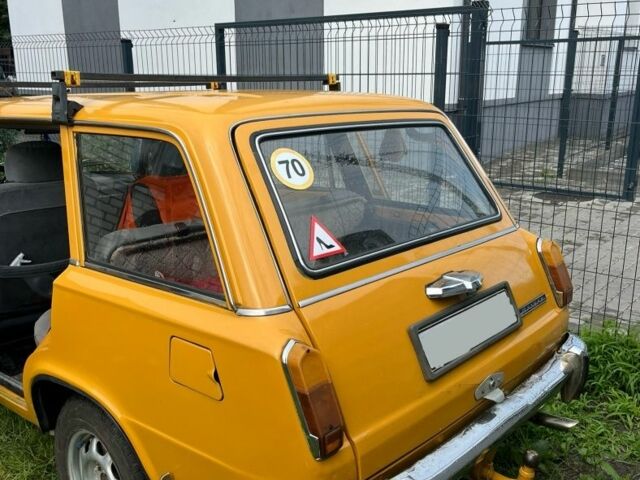 Желтый ВАЗ 2102, объемом двигателя 0 л и пробегом 150 тыс. км за 713 $, фото 1 на Automoto.ua
