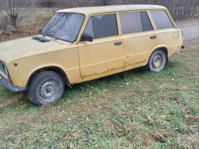 Желтый ВАЗ 2102, объемом двигателя 1.2 л и пробегом 84 тыс. км за 730 $, фото 1 на Automoto.ua