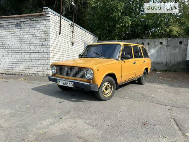 Желтый ВАЗ 2102, объемом двигателя 1.2 л и пробегом 80 тыс. км за 600 $, фото 1 на Automoto.ua