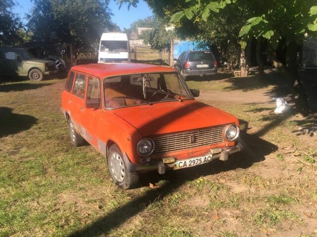 Желтый ВАЗ 2102, объемом двигателя 1.2 л и пробегом 100 тыс. км за 186 $, фото 1 на Automoto.ua