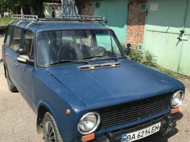 Синий ВАЗ 2102, объемом двигателя 1.2 л и пробегом 250 тыс. км за 566 $, фото 1 на Automoto.ua