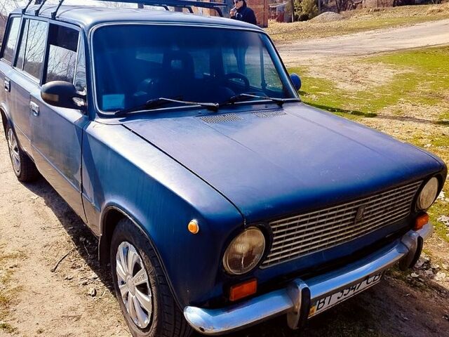 Синій ВАЗ 2102, об'ємом двигуна 1.2 л та пробігом 200 тис. км за 800 $, фото 1 на Automoto.ua