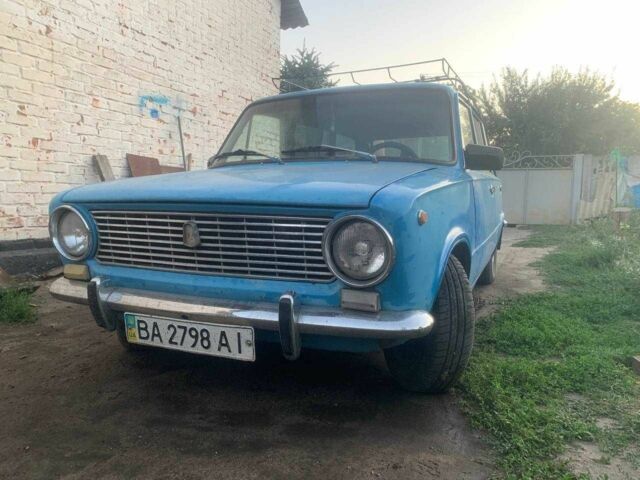 Синий ВАЗ 2102, объемом двигателя 1.3 л и пробегом 500 тыс. км за 500 $, фото 1 на Automoto.ua