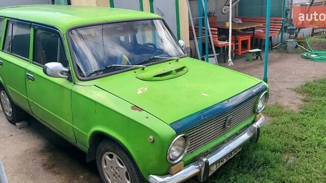 Зеленый ВАЗ 2102, объемом двигателя 1.5 л и пробегом 300 тыс. км за 450 $, фото 1 на Automoto.ua