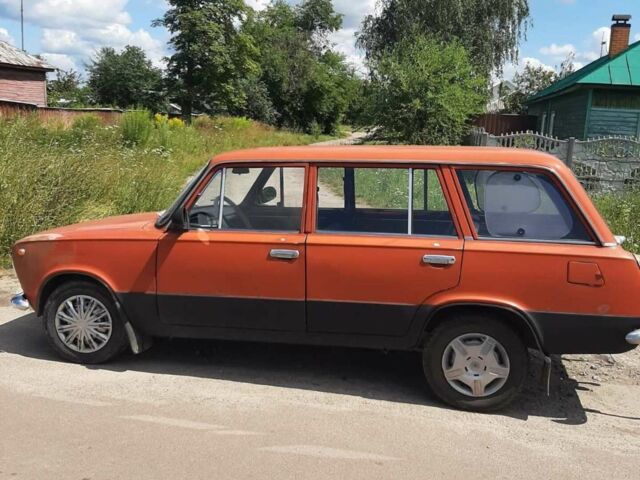 Помаранчевий ВАЗ 2102, об'ємом двигуна 1.3 л та пробігом 68 тис. км за 1000 $, фото 1 на Automoto.ua
