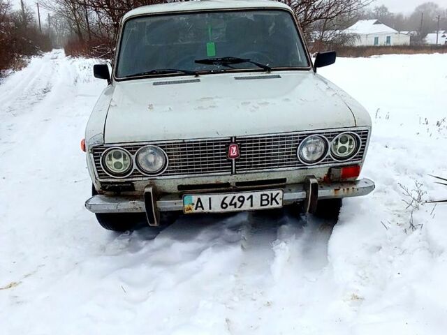 Білий ВАЗ 2103, об'ємом двигуна 1.3 л та пробігом 333 тис. км за 700 $, фото 1 на Automoto.ua