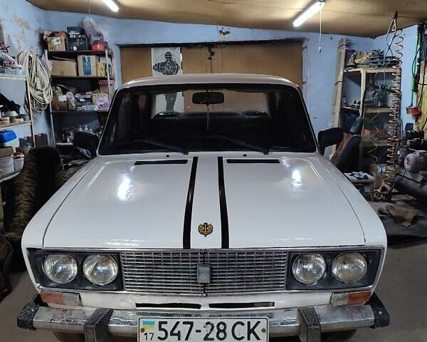 Белый ВАЗ 2103, объемом двигателя 1.45 л и пробегом 60 тыс. км за 900 $, фото 1 на Automoto.ua