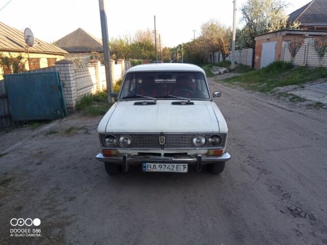 Белый ВАЗ 2103, объемом двигателя 1.5 л и пробегом 10 тыс. км за 503 $, фото 1 на Automoto.ua