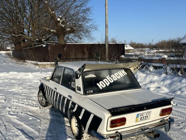 Белый ВАЗ 2103, объемом двигателя 0 л и пробегом 333 тыс. км за 750 $, фото 1 на Automoto.ua