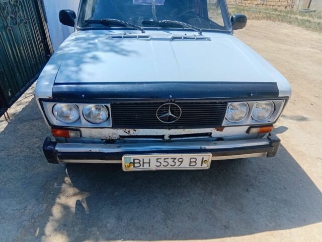 Белый ВАЗ 2103, объемом двигателя 1.5 л и пробегом 250 тыс. км за 700 $, фото 1 на Automoto.ua