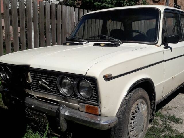 Белый ВАЗ 2103, объемом двигателя 1.3 л и пробегом 100 тыс. км за 500 $, фото 1 на Automoto.ua