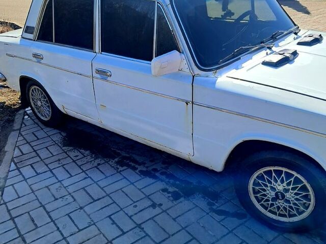 Білий ВАЗ 2103, об'ємом двигуна 1.5 л та пробігом 130 тис. км за 900 $, фото 1 на Automoto.ua