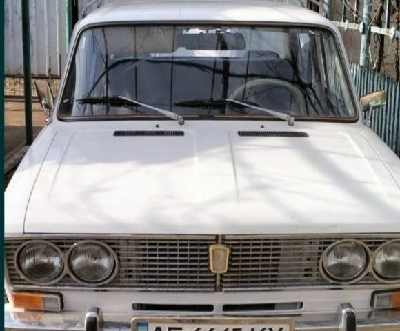 Белый ВАЗ 2103, объемом двигателя 1.5 л и пробегом 50 тыс. км за 35200 $, фото 1 на Automoto.ua