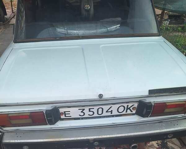 Белый ВАЗ 2103, объемом двигателя 0 л и пробегом 300 тыс. км за 671 $, фото 1 на Automoto.ua