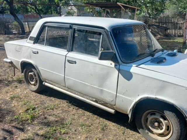 Белый ВАЗ 2103, объемом двигателя 0 л и пробегом 1000 тыс. км за 385 $, фото 1 на Automoto.ua