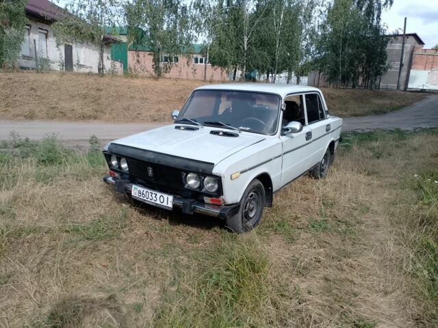 Белый ВАЗ 2103, объемом двигателя 1 л и пробегом 100 тыс. км за 448 $, фото 1 на Automoto.ua