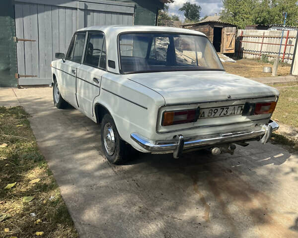 ВАЗ 2103 1979 в Каменское - Днепродзержинск на Automoto.ua Белый ВАЗ 2103, объемом двигателя 1.3 л и пробегом 88 тыс. км за 546 $, фото 1 на Automoto.ua