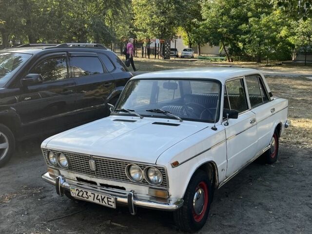 Білий ВАЗ 2103, об'ємом двигуна 1.5 л та пробігом 348 тис. км за 600 $, фото 1 на Automoto.ua