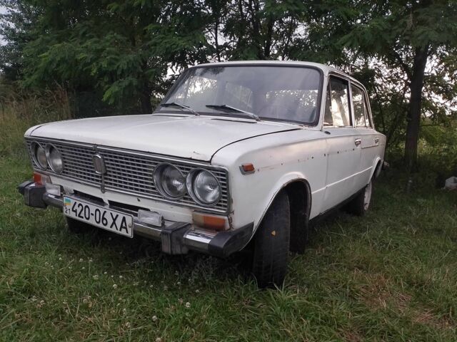 Белый ВАЗ 2103, объемом двигателя 1.5 л и пробегом 200 тыс. км за 337 $, фото 1 на Automoto.ua