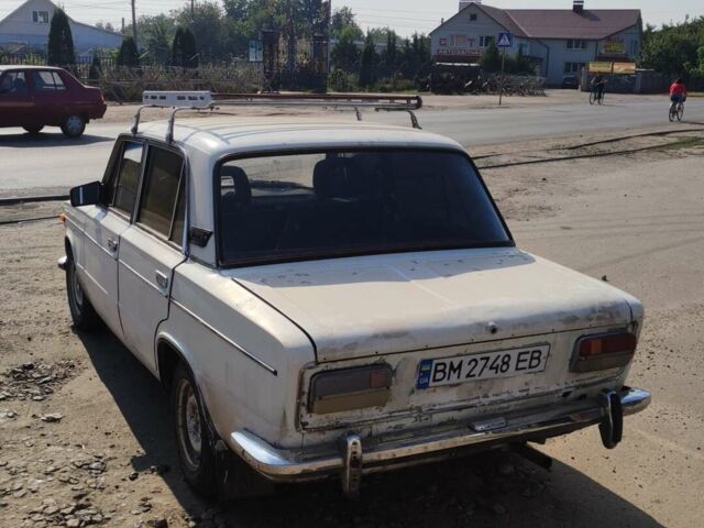 Белый ВАЗ 2103, объемом двигателя 1.4 л и пробегом 60 тыс. км за 445 $, фото 1 на Automoto.ua