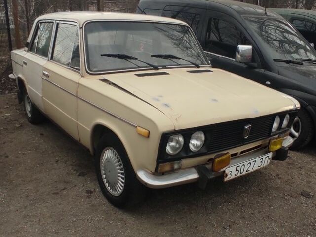 Білий ВАЗ 2103, об'ємом двигуна 1.3 л та пробігом 200 тис. км за 238 $, фото 1 на Automoto.ua