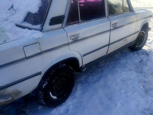 Білий ВАЗ 2103, об'ємом двигуна 1.5 л та пробігом 250 тис. км за 300 $, фото 1 на Automoto.ua