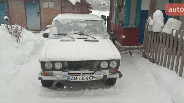 Белый ВАЗ 2103, объемом двигателя 1.5 л и пробегом 100 тыс. км за 500 $, фото 1 на Automoto.ua