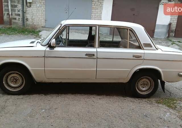 Белый ВАЗ 2103, объемом двигателя 0 л и пробегом 158 тыс. км за 610 $, фото 1 на Automoto.ua