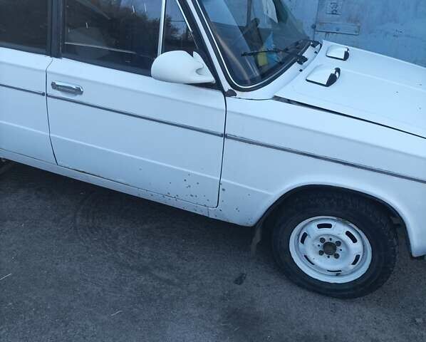 Белый ВАЗ 2103, объемом двигателя 1.5 л и пробегом 99 тыс. км за 795 $, фото 1 на Automoto.ua