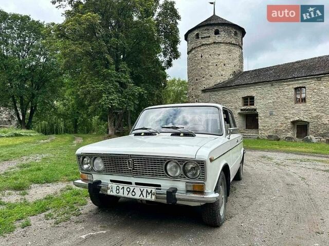 Белый ВАЗ 2103, объемом двигателя 1.3 л и пробегом 58 тыс. км за 900 $, фото 1 на Automoto.ua
