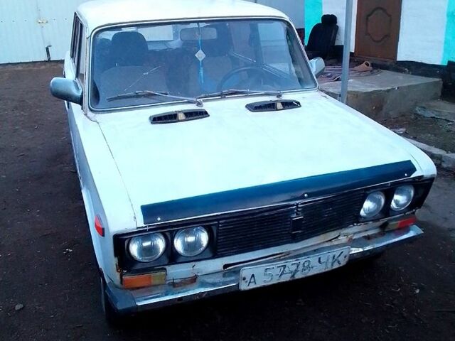 Белый ВАЗ 2103, объемом двигателя 1.5 л и пробегом 200 тыс. км за 280 $, фото 1 на Automoto.ua