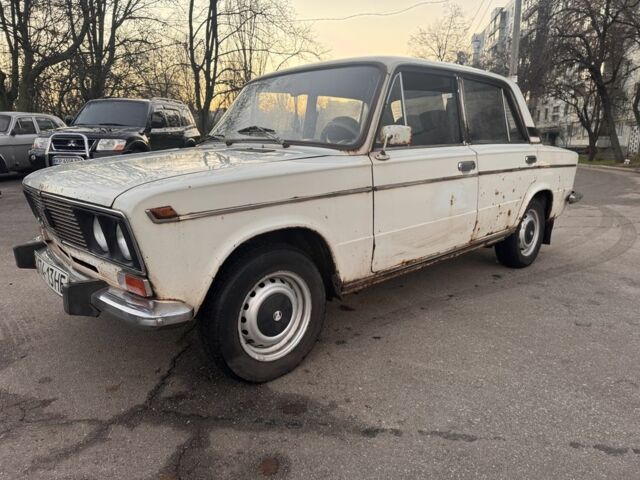 Белый ВАЗ 2103, объемом двигателя 1.5 л и пробегом 400 тыс. км за 600 $, фото 1 на Automoto.ua
