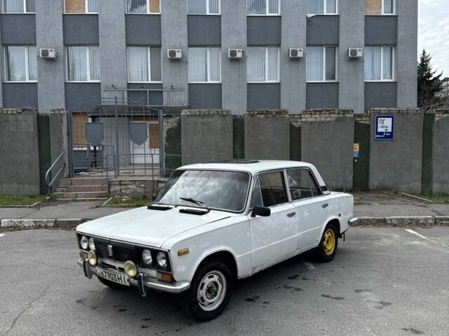 Белый ВАЗ 2103, объемом двигателя 1.5 л и пробегом 200 тыс. км за 587 $, фото 1 на Automoto.ua