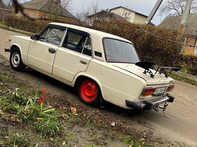 Бежевий ВАЗ 2103, об'ємом двигуна 1.3 л та пробігом 167 тис. км за 630 $, фото 1 на Automoto.ua