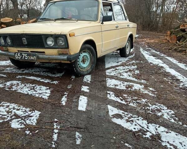 Бежевый ВАЗ 2103, объемом двигателя 1.3 л и пробегом 100 тыс. км за 414 $, фото 1 на Automoto.ua