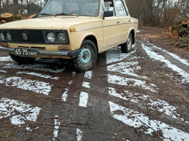 Бежевый ВАЗ 2103, объемом двигателя 1.3 л и пробегом 400 тыс. км за 375 $, фото 1 на Automoto.ua