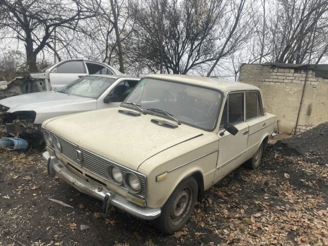 Бежевый ВАЗ 2103, объемом двигателя 0 л и пробегом 1000 тыс. км за 10 $, фото 1 на Automoto.ua