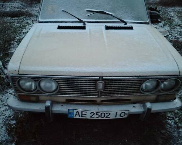Бежевий ВАЗ 2103, об'ємом двигуна 1.45 л та пробігом 200 тис. км за 500 $, фото 1 на Automoto.ua