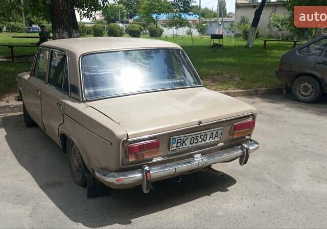 Бежевий ВАЗ 2103, об'ємом двигуна 1.5 л та пробігом 555 тис. км за 310 $, фото 1 на Automoto.ua