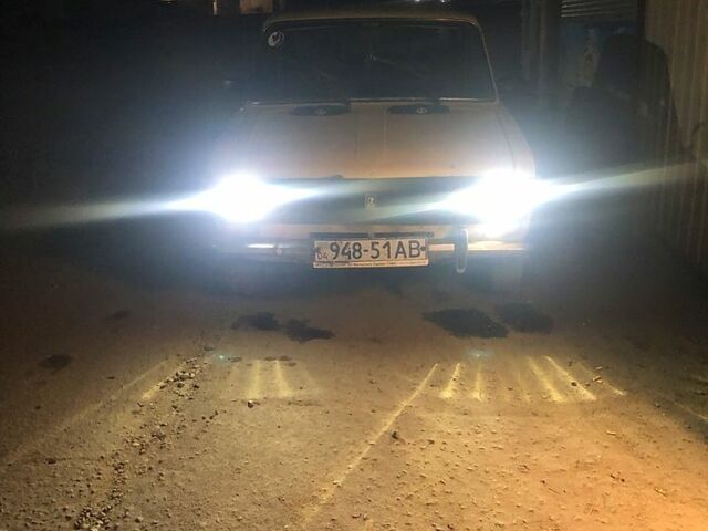 Бежевый ВАЗ 2103, объемом двигателя 1.3 л и пробегом 0 тыс. км за 680 $, фото 1 на Automoto.ua