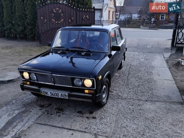 Черный ВАЗ 2103, объемом двигателя 1.5 л и пробегом 300 тыс. км за 697 $, фото 1 на Automoto.ua