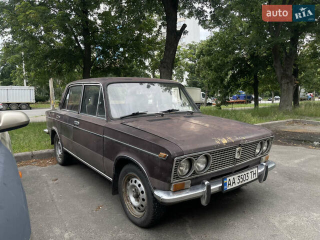 Коричневый ВАЗ 2103, объемом двигателя 1.5 л и пробегом 300 тыс. км за 899 $, фото 1 на Automoto.ua